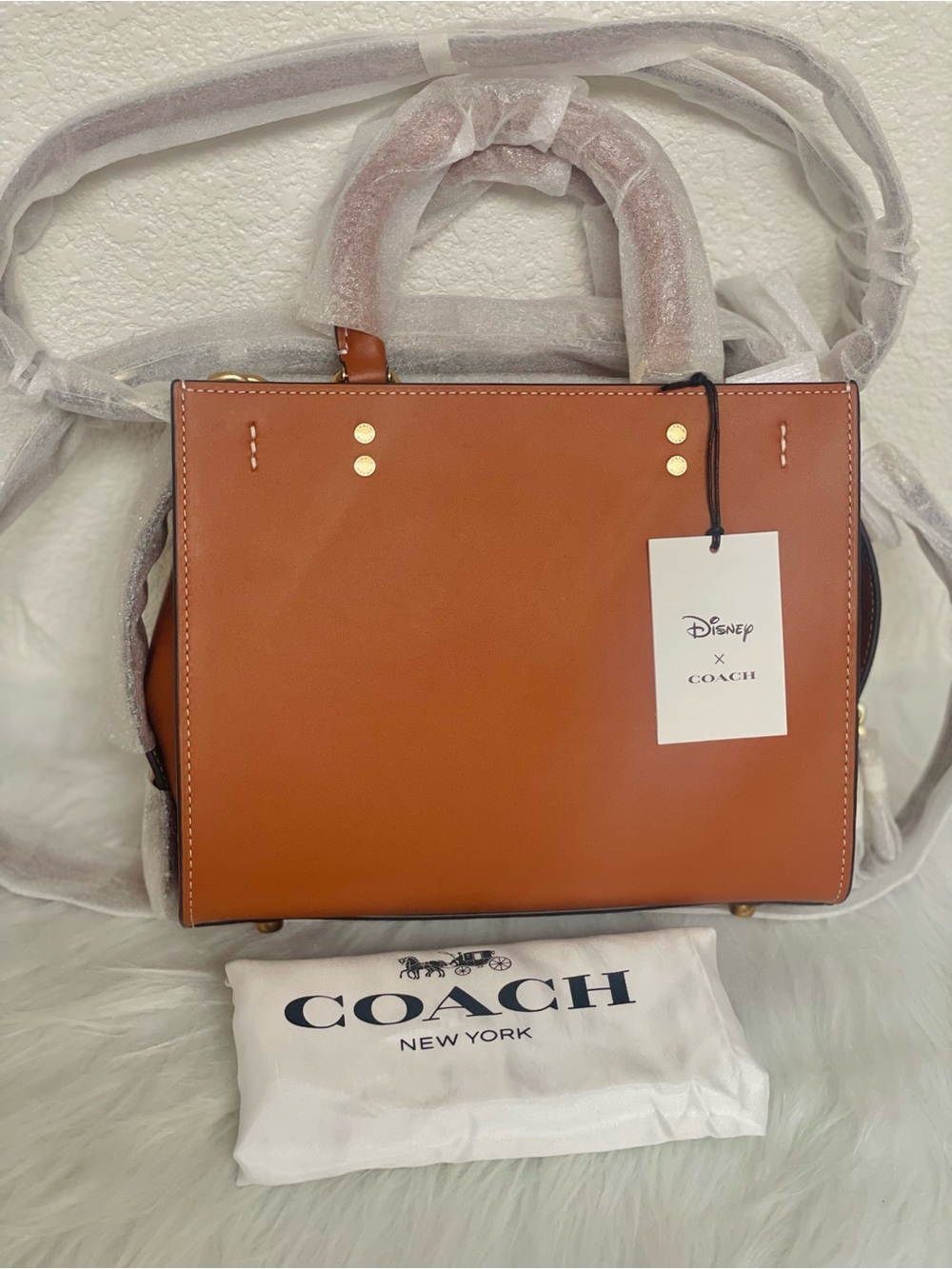 NWT Coach Disney X Coach Rogue Bag 25With Mickey Mouse And Minnie Mouse - Picture 8 of 15